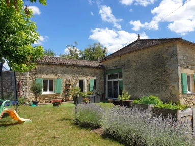 Your Own Little Hamlet! for sale for 440,960&euro; in Gironde, Aquitaine