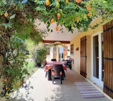 Deceptively spacious house with fabulous views for sale for 236,000&euro; in Charente-Maritime, Poitou-Charentes