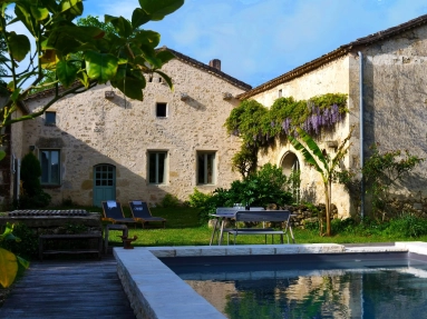 7 Bedroom(s) - 6 Bathroom(s) - 4,264m² land for sale in Gironde, Aquitaine, France - FrenchPropertyPortal.com Charming 15th-Century Home with Gîte Potential for sale for 790,000€ in Gironde, Aquitaine