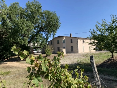 Wine estate AOC Côtes De Duras for sale for 2,751,500&euro; in Lot-et-Garonne, Aquitaine