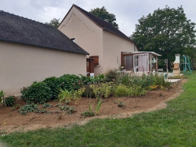 Privacy and convenience for sale for 137,900€ in Indre, Centre