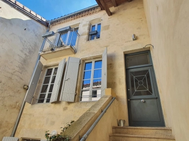 Spacious Duplex Apartment in the Heart of Monségur for sale for 169,500&euro; in Gironde, Aquitaine