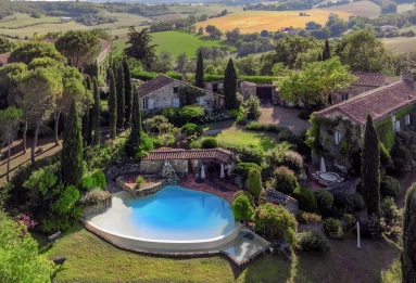 Exceptional Country House with Panoramic Views of Cordes-sur-Ciel – South of France for sale for 1,155,000&euro; in Tarn, Midi-Pyrénées