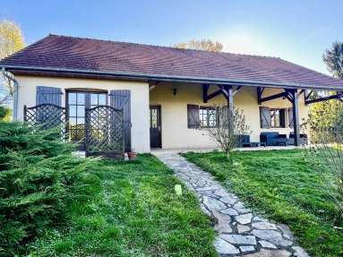 3 Bedroom(s) - 1 Bathroom(s) - 2,835m² land for sale in Haute-Vienne, Limousin, France - FrenchPropertyPortal.com Modern elevated detached house with countryside views and swimming pool for sale for 249,000€ in Haute-Vienne, Limousin