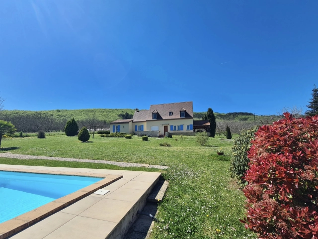 Modern Country Home with Pool in the heart of the Lot Region. Souillac for sale for 333,900&euro; in Lot, Midi-Pyrénées