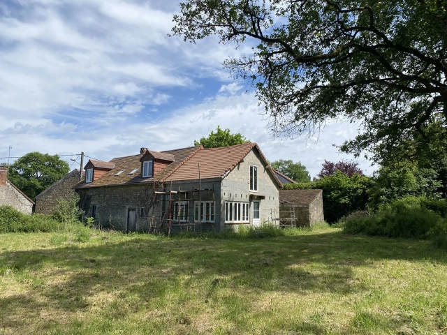 3 Bedroom(s) - 1 Bathroom(s) - 1,162m² land for sale in Haute-Vienne, Limousin, France - FrenchPropertyPortal.com A cute house to finish renovating in a hamlet of Saint Léger Magnazeix for sale for 58,000€ in Haute-Vienne, Limousin