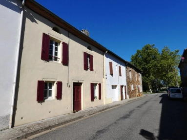 Village House with garden for sale for 90,000€ in Tarn, Midi-Pyrénées