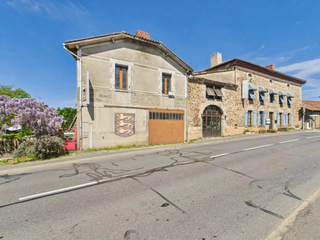 1 Bedroom(s) - 1 Bathroom(s) - 60m² land for sale in Haute-Vienne, Limousin, France - FrenchPropertyPortal.com Charming, renovated apartment on the route of Richard the Lionheart for sale for 59,000€ in Haute-Vienne, Limousin