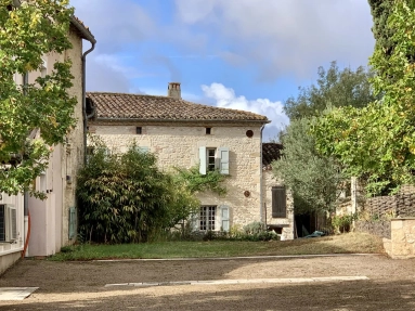 Two charming Tuscan-style houses in the Tarn for sale for 585,106&euro; in Tarn, Midi-Pyrénées
