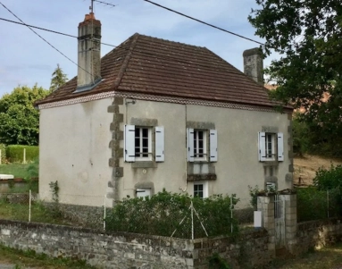 1 Bedroom(s) - 1 Bathroom(s) - 1,630m² land for sale in Haute-Vienne, Limousin, France - FrenchPropertyPortal.com Detached hamlet house to finish renovating for sale for 41,000€ in Haute-Vienne, Limousin