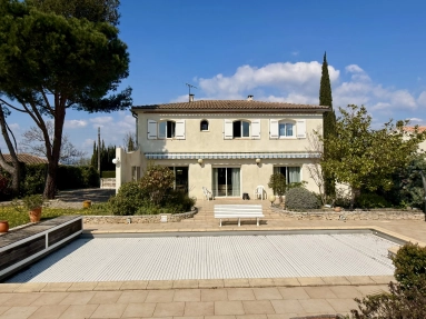 Elegant 3-bedroom home with pool and private garden – Walking Distance to Carcassonne Centre for sale for 426,000&euro; in Aude, Languedoc-Roussillon
