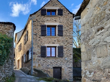 Charming Stone Property with Guest House in the Heart of Najac, Aveyron for sale for 235,000&euro; in Aveyron, Midi-Pyrénées