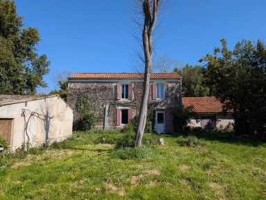 5 Bedroom(s) - 2 Bathroom(s) - 3,422m² land for sale in Lot-et-Garonne, Aquitaine, France - FrenchPropertyPortal.com Stone village house with large garden and outbuildings for sale for 219,500€ in Lot-et-Garonne, Aquitaine