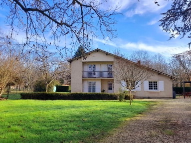 5 Bedroom(s) - 2 Bathroom(s) - 2,014m² land for sale in Dordogne, Aquitaine, France - FrenchPropertyPortal.com Basque style family house in Bergerac for sale for 272,850€ in Dordogne, Aquitaine
