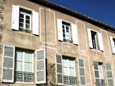 Maison de Maitre in a sought after village with amenities for sale for 395,000&euro; in Ariège, Midi-Pyrénées