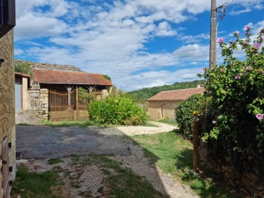 159m² land for sale in Dordogne, Aquitaine, France - FrenchPropertyPortal.com Lovely project in a lovely village with bar - building to renovate with garden for sale for 56,000€ in Dordogne, Aquitaine
