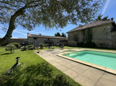 3 Bedroom(s) - 2 Bathroom(s) - 16,314m² land for sale in Charente, Poitou-Charentes, France - FrenchPropertyPortal.com Charming 3 bedroom property, pool and potential gîte, close to all amenities for sale for 288,900€ in Charente, Poitou-Charentes
