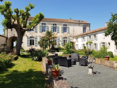 Superb manor house, chapel and 7 gites on the edge of a bustling village for sale for 1,353,275&euro; in Charente-Maritime, Poitou-Charentes