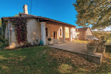 Lovely stone property in a quiet hamlet for sale for 199,000&euro; in Dordogne, Aquitaine
