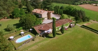 Medieval chateau with 6.5 hectares land and independent cottages and fabulous views for sale for 1,960,000&euro; in Haute-Garonne, Midi-Pyrénées