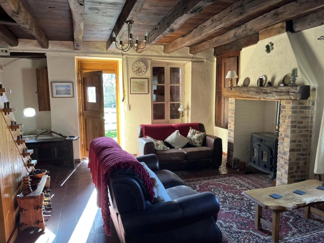 2 Bedroom(s) - 1 Bathroom(s) - 11,534m² land for sale in Haute-Vienne, Limousin, France - FrenchPropertyPortal.com Traditional cottage in the heart of the countryside with barn and land for sale for 60,000€ in Haute-Vienne, Limousin