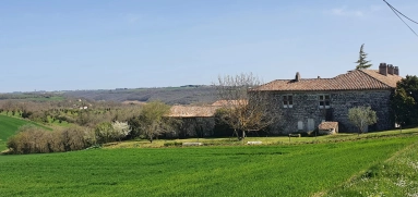 7 Bedroom(s) - 2 Bathroom(s) - 2,146m² land for sale in Lot-et-Garonne, Aquitaine, France - FrenchPropertyPortal.com Magnificent building, ideally situated for sale for 477,000€ in Lot-et-Garonne, Aquitaine