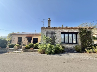 A rare find  - A villa-style with plenty of character! for sale for 350,000&euro; in Aude, Languedoc-Roussillon