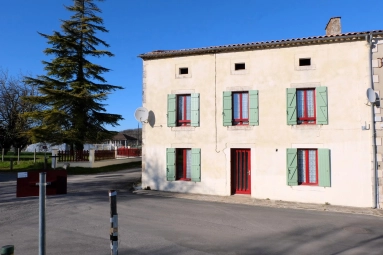 Charming Stone  House with Pool in Eymet for sale for 194,400&euro; in Dordogne, Aquitaine