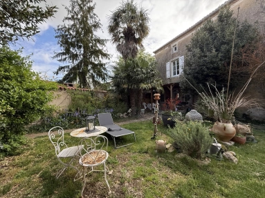 Spacious stone property of 4 bedroom, in heart of small village close to Ruffec for sale for 246,100&euro; in Charente, Poitou-Charentes