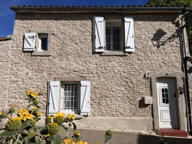 Charming Stone Village House with Courtyard and Excellent Potential for sale for 118,000&euro; in Aude, Languedoc-Roussillon