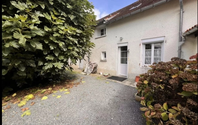 Charming 5-Bedroom Village House in La Coquille for sale for 162,000&euro; in Dordogne, Aquitaine