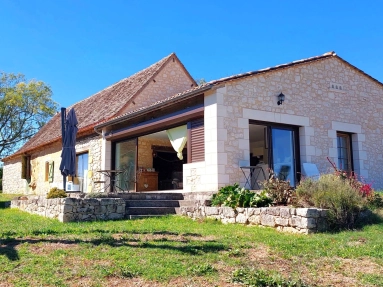 Large stone property with extensive views for sale for 345,744&euro; in Dordogne, Aquitaine