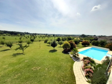 3 Bedroom(s) - 3 Bathroom(s) - 2,719m² land for sale in Dordogne, Aquitaine, France - FrenchPropertyPortal.com Stunning bespoke villa with pool on the grounds of the prestigious Chateau des Vigiers Golf Club for sale for 840,000€ in Dordogne, Aquitaine