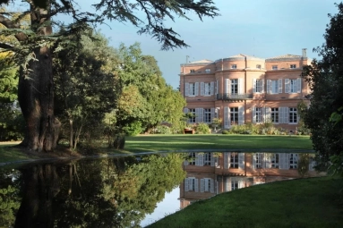 Palladian chateau at the gates of Toulouse for sale for 7,245,000€ in Haute-Garonne, Midi-Pyrénées