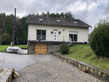 7-8 bedroom detached house with large gardens and views for sale for 198,000€ in Haute-Vienne, Limousin