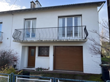 4 Bedroom(s) - 2 Bathroom(s) - 339m² land for sale in Haute-Vienne, Limousin, France - FrenchPropertyPortal.com Spacious family home on the edge of a large market town for sale for 124,800€ in Haute-Vienne, Limousin