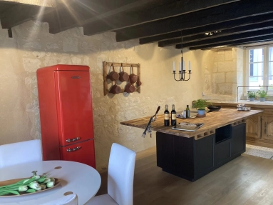 1 Bedroom(s) - 1 Bathroom(s) - 69m² land for sale in Charente, Poitou-Charentes, France - FrenchPropertyPortal.com Renovated village house for sale for 210,600€ in Charente, Poitou-Charentes
