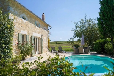 7 Bedroom(s) - 4 Bathroom(s) - 3,510m² land for sale in Dordogne, Aquitaine, France - FrenchPropertyPortal.com Character stone property with 3 dwellings and 2 pools for sale for 499,000€ in Dordogne, Aquitaine