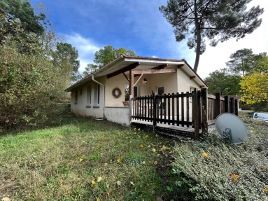 3 bed holiday home with communal pool, close to lake and village for sale for 175,000&euro; in Charente, Poitou-Charentes