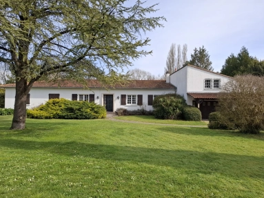 5 Bedroom(s) - 5 Bathroom(s) - 5,073m² land for sale in Charente, Poitou-Charentes, France - FrenchPropertyPortal.com Large and light attractive family home with established gardens on edge of pretty village for sale for 295,000€ in Charente, Poitou-Charentes