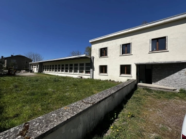 Live work opportunity in an Award-Winning Village for sale for 93,500&euro; in Haute-Vienne, Limousin