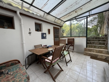 4 Bedroom(s) - 1 Bathroom(s) - 225m² land for sale in Charente, Poitou-Charentes, France - FrenchPropertyPortal.com Charming 4-bedroom townhouse in the heart of Ruffec for sale for 109,000€ in Charente, Poitou-Charentes