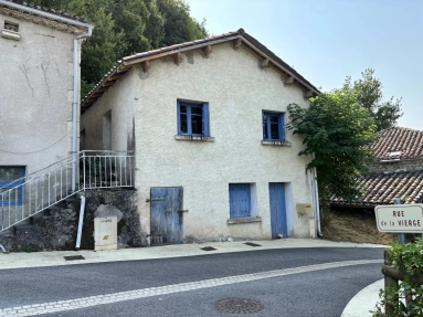 914m² land for sale in Tarn-et-Garonne, Midi-Pyrénées, France - FrenchPropertyPortal.com In the heart of the village for sale for 64,500€ in Tarn-et-Garonne, Midi-Pyrénées
