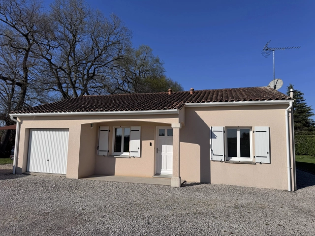 Modern bungalow close to Jarnac for sale for 189,000&euro; in Charente, Poitou-Charentes