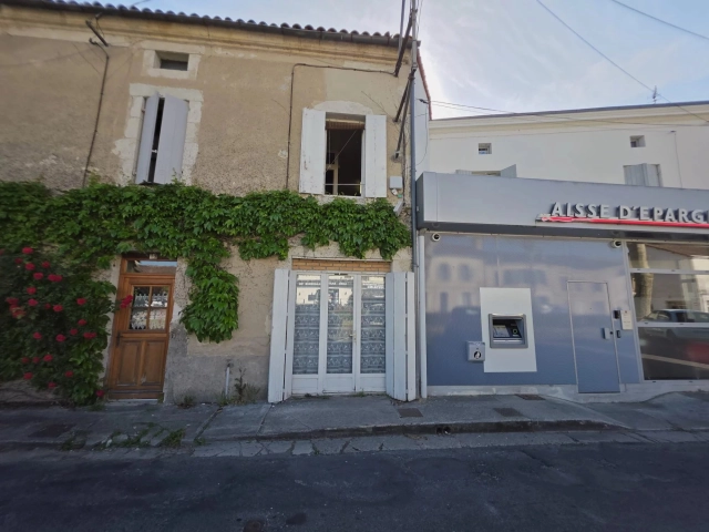 2 Bedroom(s) - 1 Bathroom(s) - 169m² land for sale in Dordogne, Aquitaine, France - FrenchPropertyPortal.com Charming village house with great potential for sale for 88,000€ in Dordogne, Aquitaine