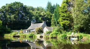 Moulin 7 Pièces + Maison 3 Pièces + Etang + 4,76 Hectares 56320 Meslan for sale for 542,737&euro; in Morbihan, Brittany