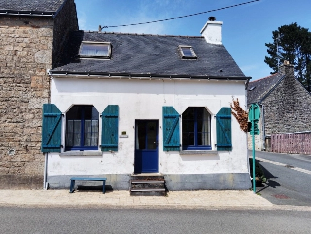 1 Bedroom(s) - 60m² land for sale in Morbihan, Brittany, France - FrenchPropertyPortal.com Maison 2 Pièces 56540 Saint-Tugdual for sale for 74,500€ in Morbihan, Brittany