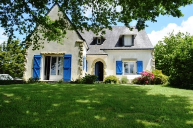 Maison 6 Pièces 56160 Lignol for sale for 153,750&euro; in Morbihan, Brittany