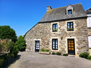 Maison 4 Pièces + Maison 1 Pièce 22340 Plévin for sale for 239,850&euro; in Côtes-d'Armor, Brittany