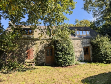3 Bedroom(s) - 1 Bathroom(s) - 5,750m² land for sale in Côtes-d'Armor, Brittany, France - FrenchPropertyPortal.com Maison de 3 chambres à vendre à Maël-Carhaix for sale for 141,450€ in Côtes-d'Armor, Brittany